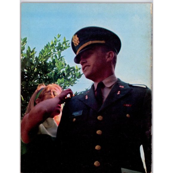 VINTAGE 51-YEAR-OLD VIETNAM-ERA ARMY DIGEST, MARCH 1970 Bridgehead to Victory - Picture 2 of 5